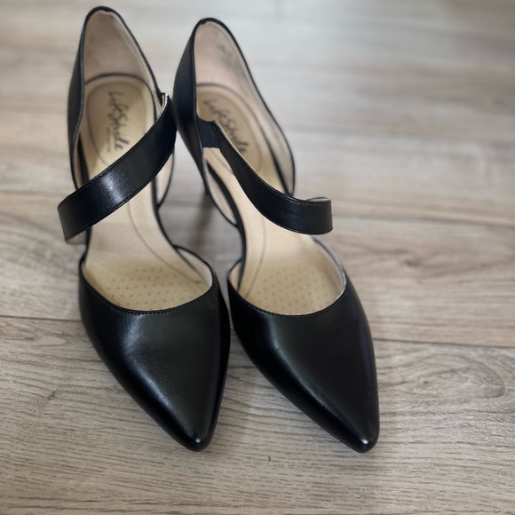 Stride Rite Shoes - Life Stride Suki Black Leather Heel